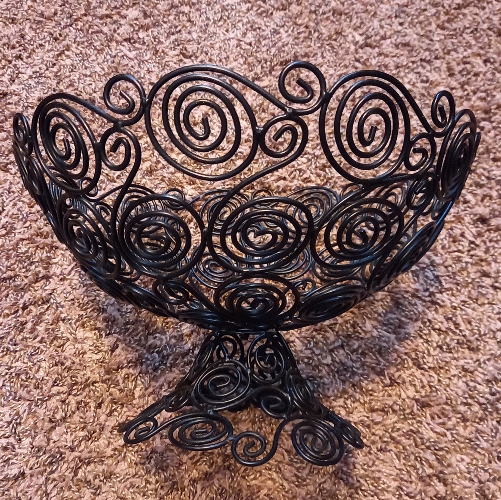 Metal Fruit Bowl